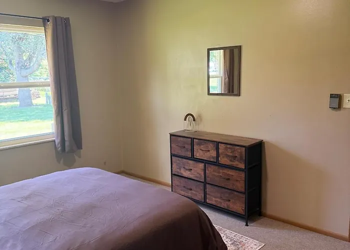 Peaceful Retreat Apartment Hoopeston